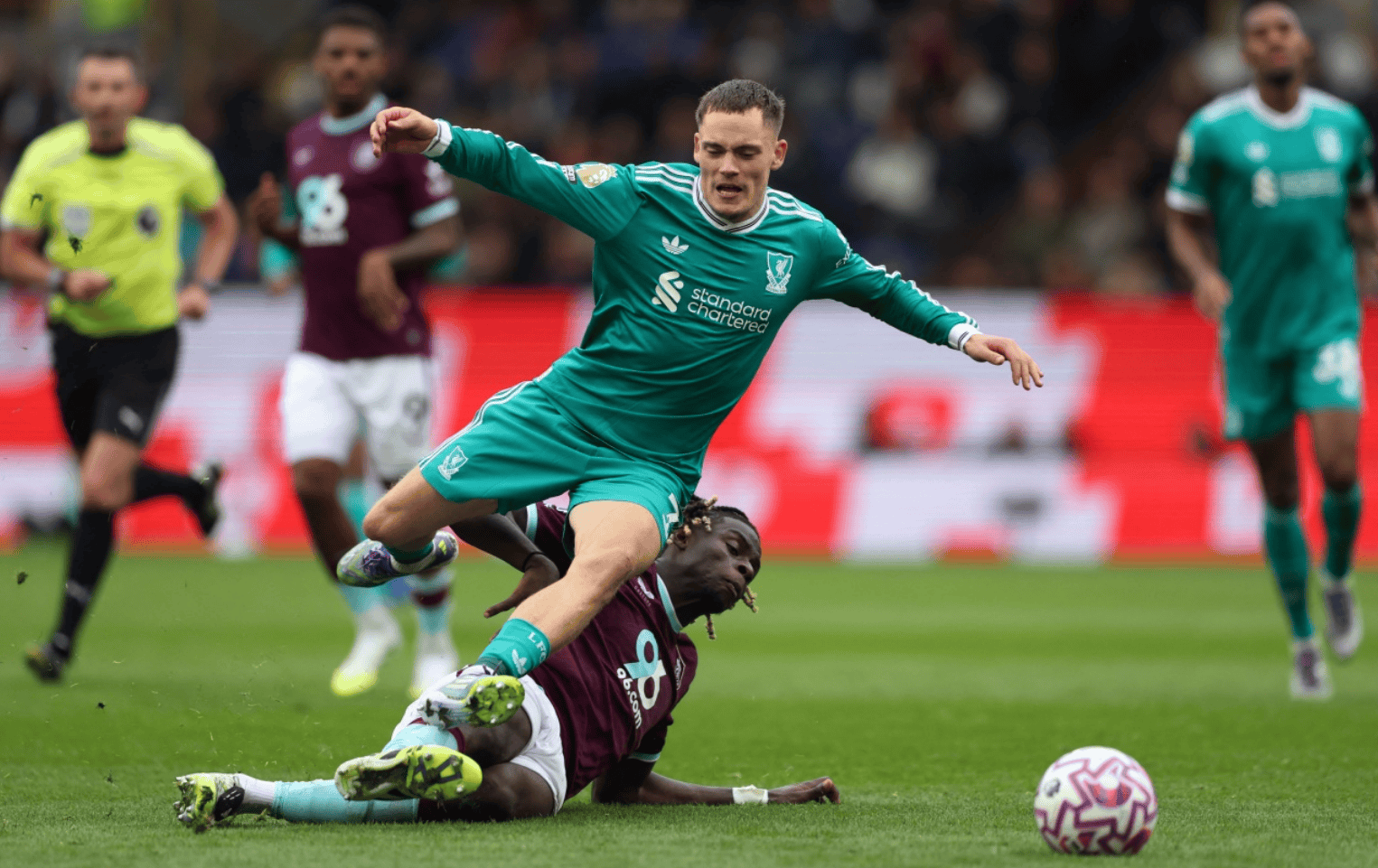 今晨马德里竞技内部沟通广州队强势反弹备战欧冠，这操作让人直呼：Faker在德国队比赛中伤愈复出的简单介绍